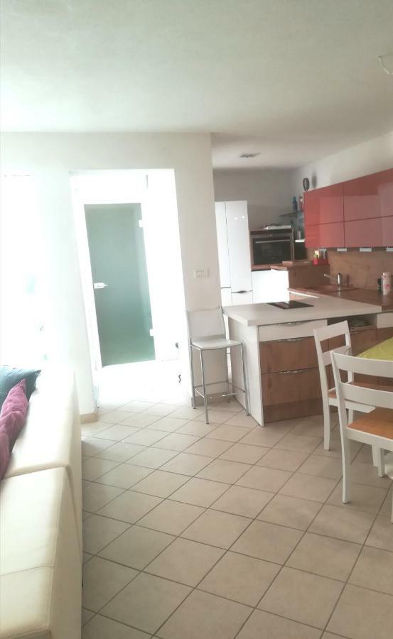 Apartma Zalka อิซอลา ภายนอก รูปภาพ